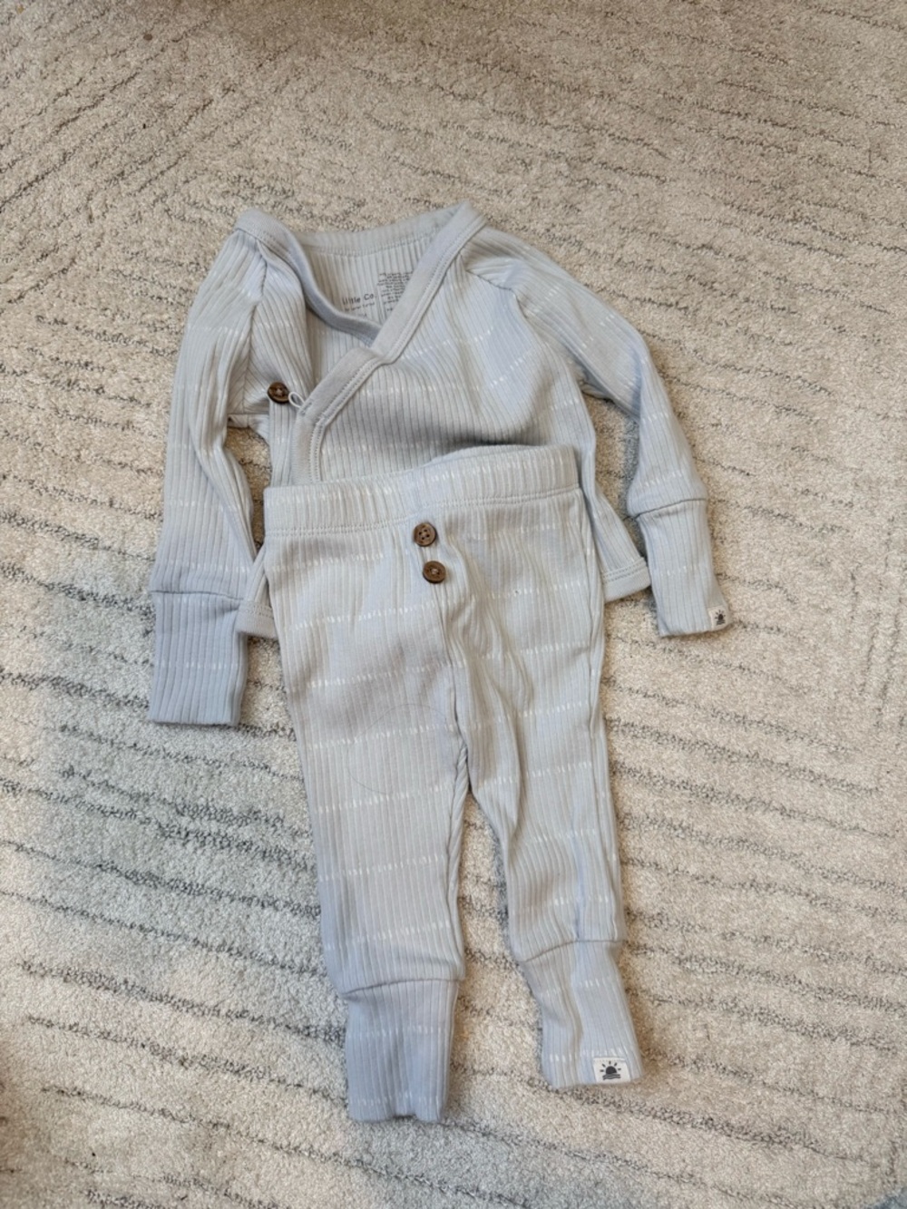 LC little co Baby Ribbed Two-Piece Set in Light Gray with Wooden Buttons